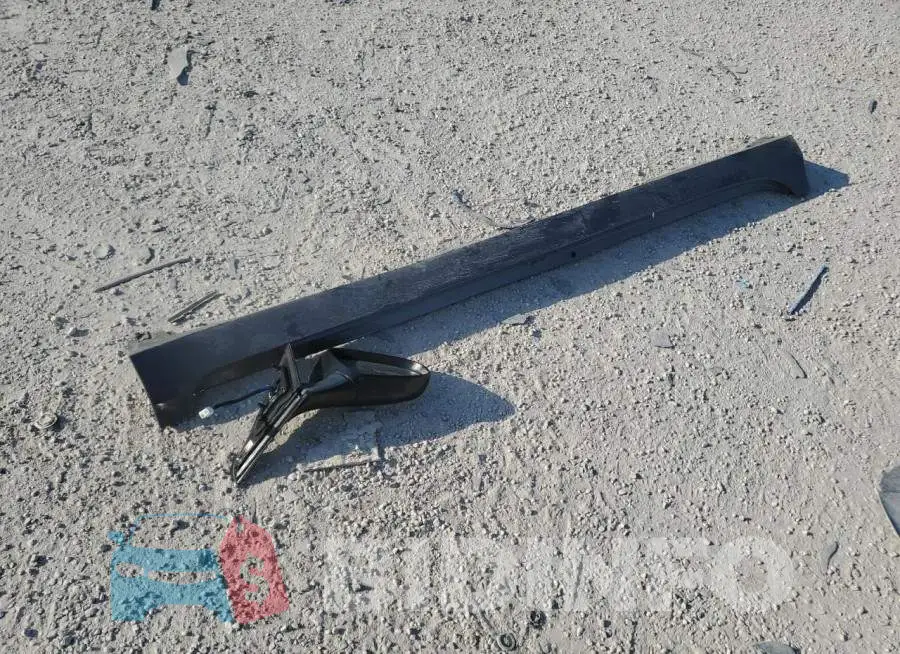 4T1BF1FK1HU370296 Photo# 12