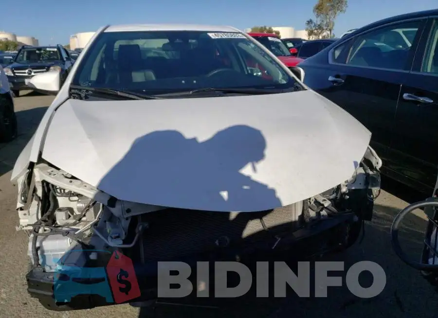 5YFBURHE3HP631246 Photo# 5