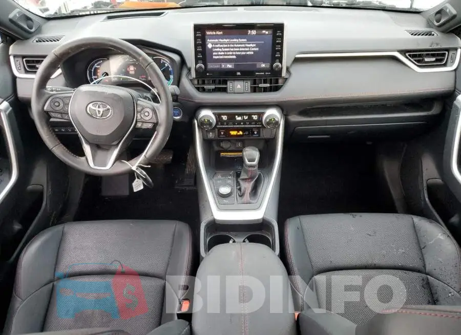 JTMFB3FV5MD066020 Photo# 8