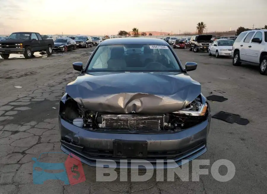 3VW2B7AJ8HM343731 Photo# 5