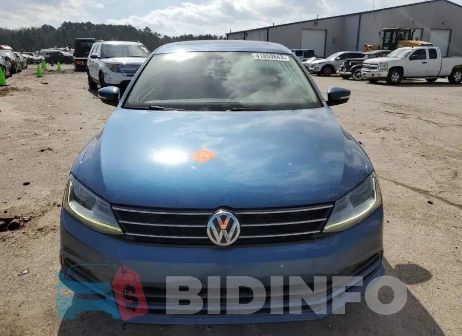 3VWDB7AJ4HM393633 Photo# 5
