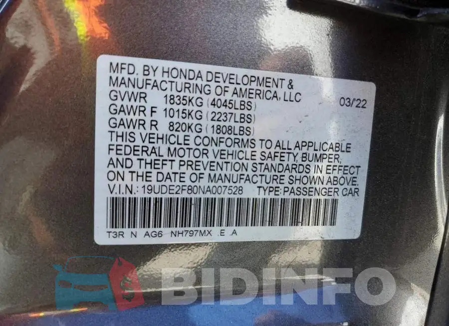 19UDE2F80NA007528 Photo# 12