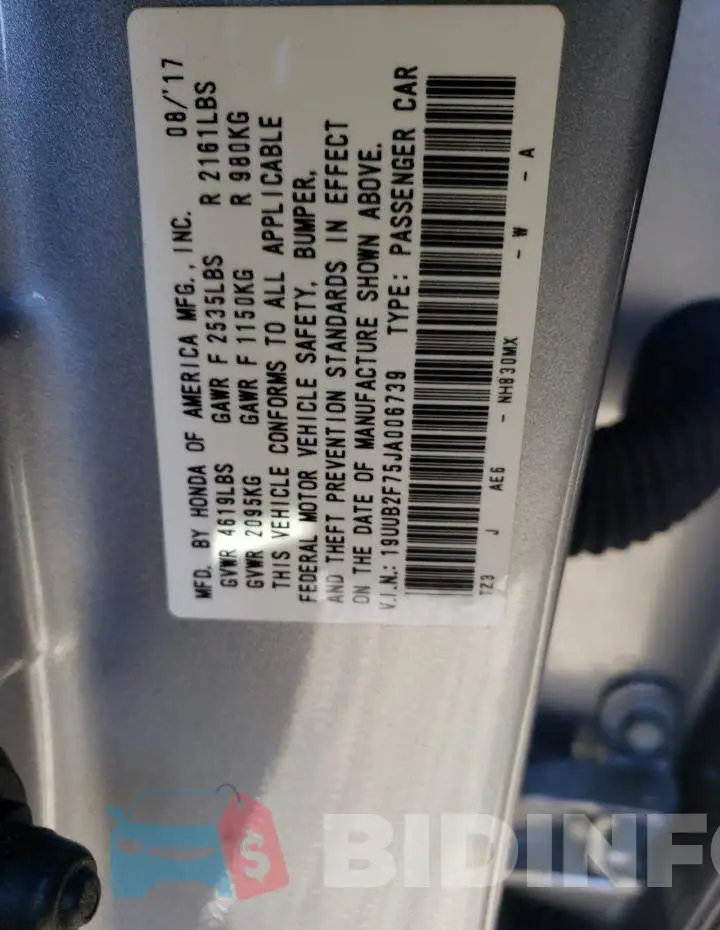 19UUB2F75JA006739 Photo# 12