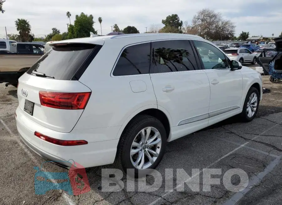 WA1AHAF70KD019399 Photo# 3