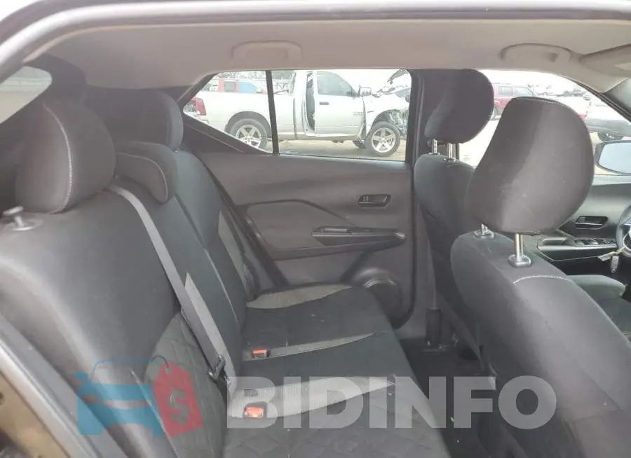 3N1CP5CUXKL481596 Photo# 11