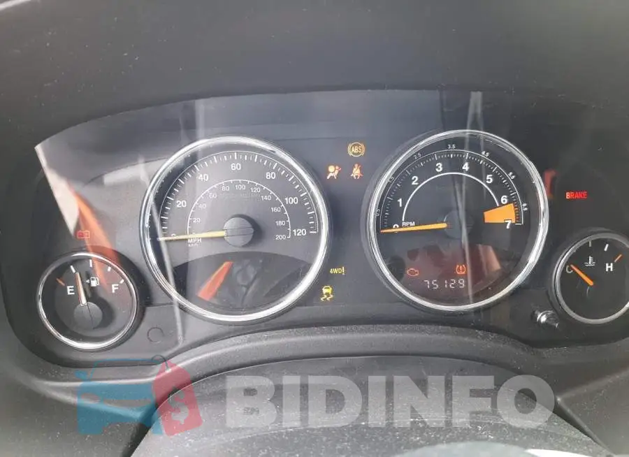 1C4NJDEB6FD259551 Photo# 9