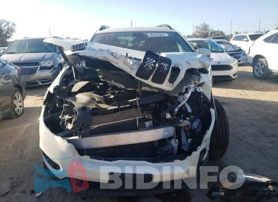 1C4PJMLB8KD438177 Photo# 5