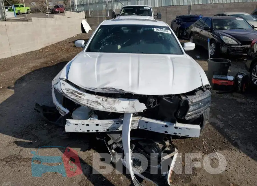 2C3CDXBG8KH709671 Photo# 5
