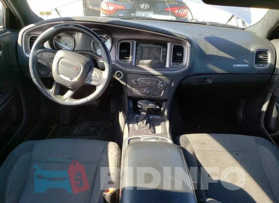 2C3CDXFG8FH871865 Photo# 8