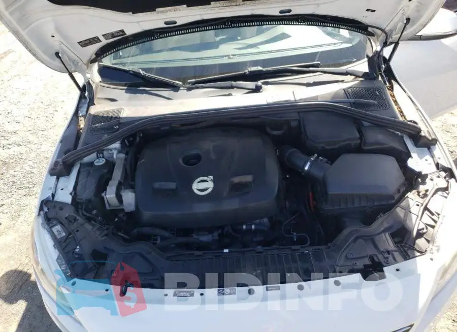 YV140MFC2F2301788 Photo# 11