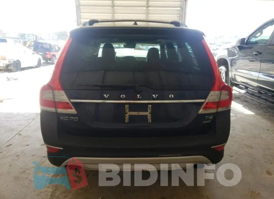 YV4902NK9F1216538 Photo# 6