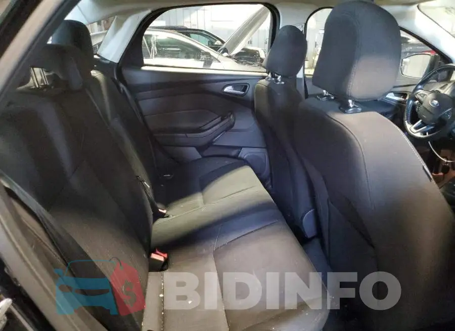 1FADP3F21FL268544 Photo# 10