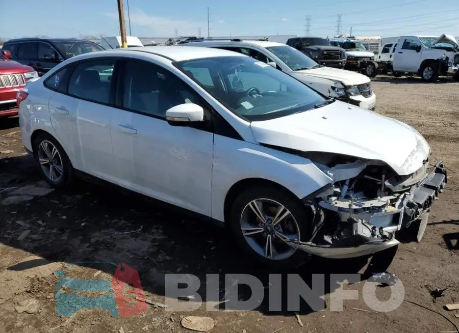 1FADP3F22EL310797 Photo# 4
