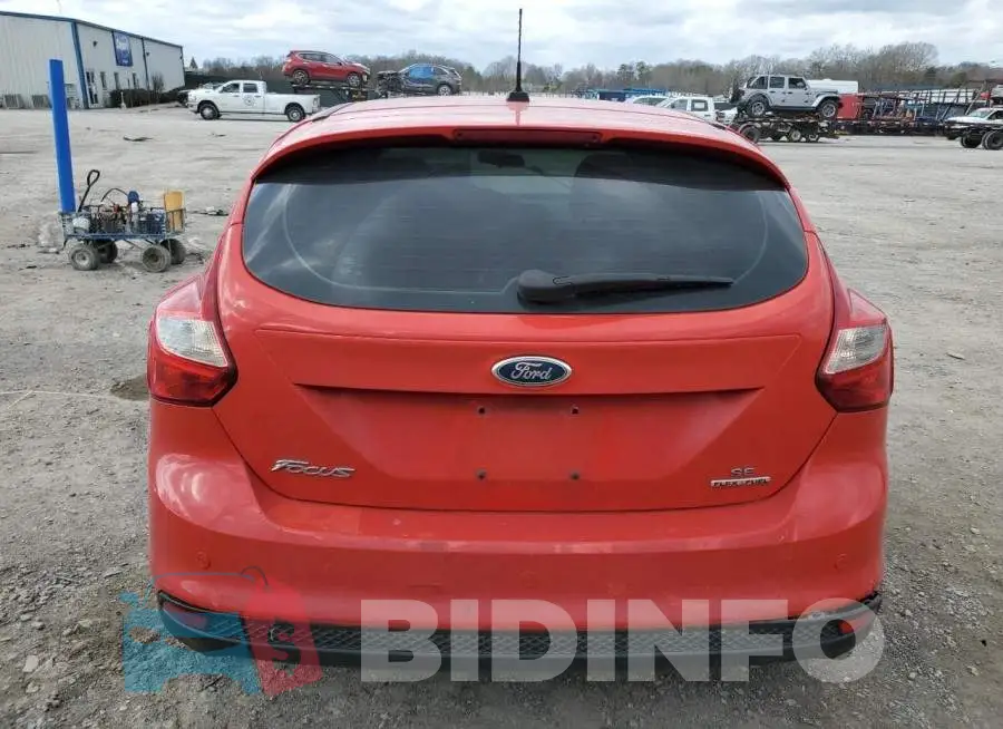 1FADP3K26EL425425 Photo# 6