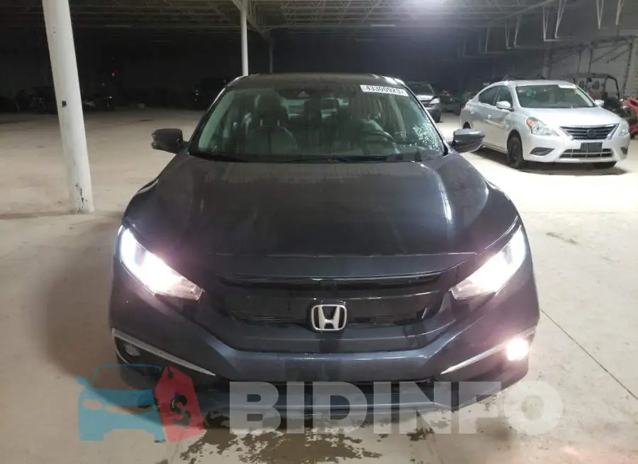19XFC1F37KE204149 Photo# 5
