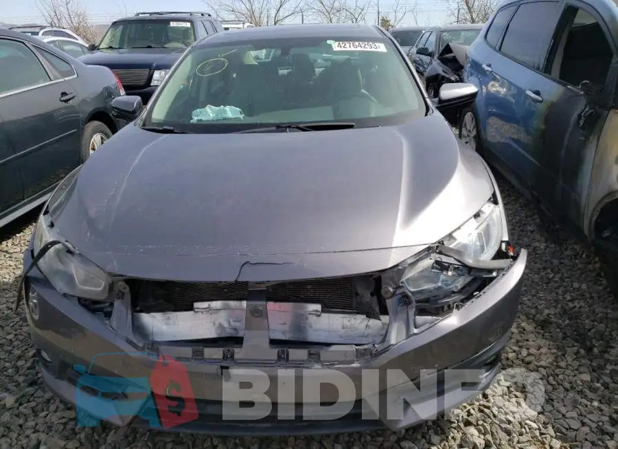 19XFC1F38HE019021 Photo# 5