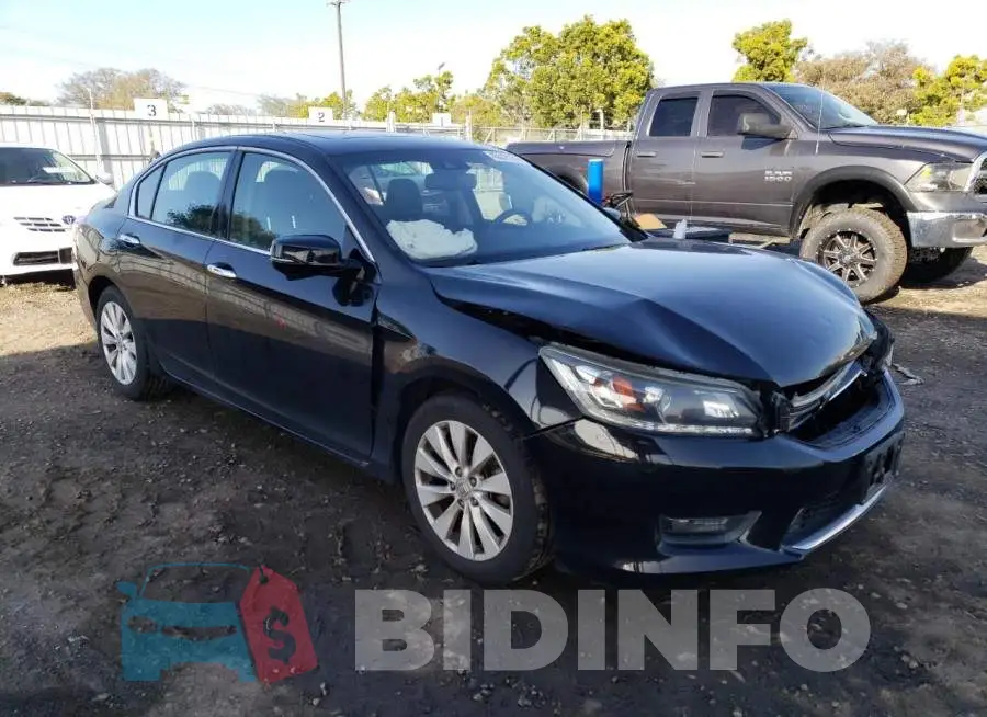 1HGCR3F82FA014732 Photo# 4