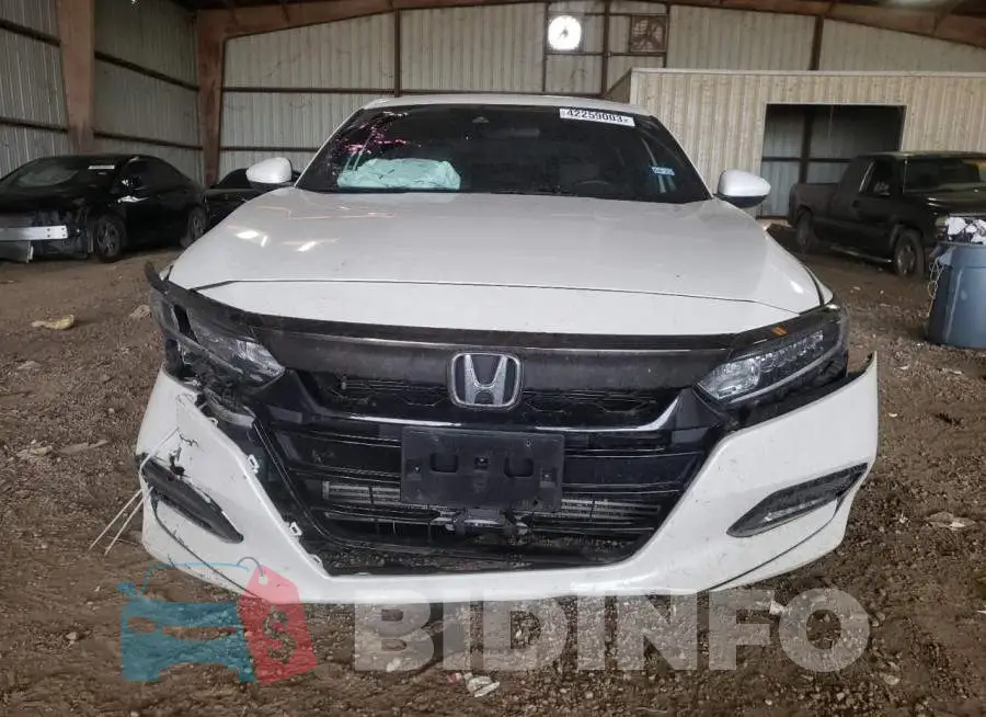 1HGCV1F37KA076643 Photo# 5