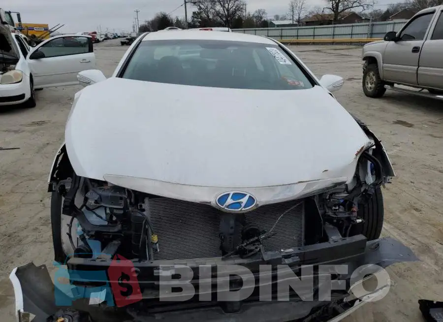 KMHEC4A48FA128748 Photo# 5