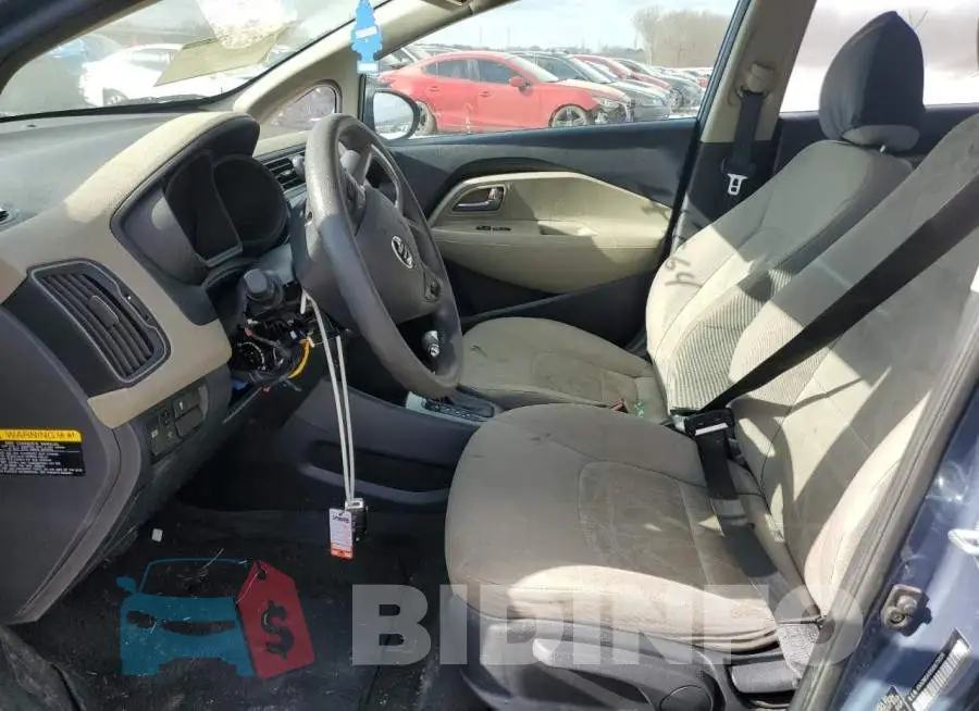 KNADM5A31G6675839 Photo# 7