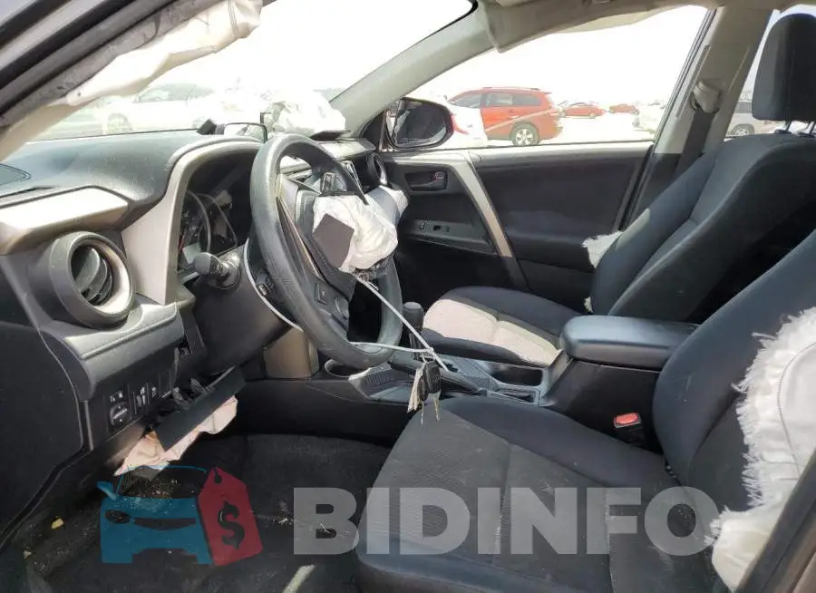 JTMZFREV4FD050416 Photo# 7