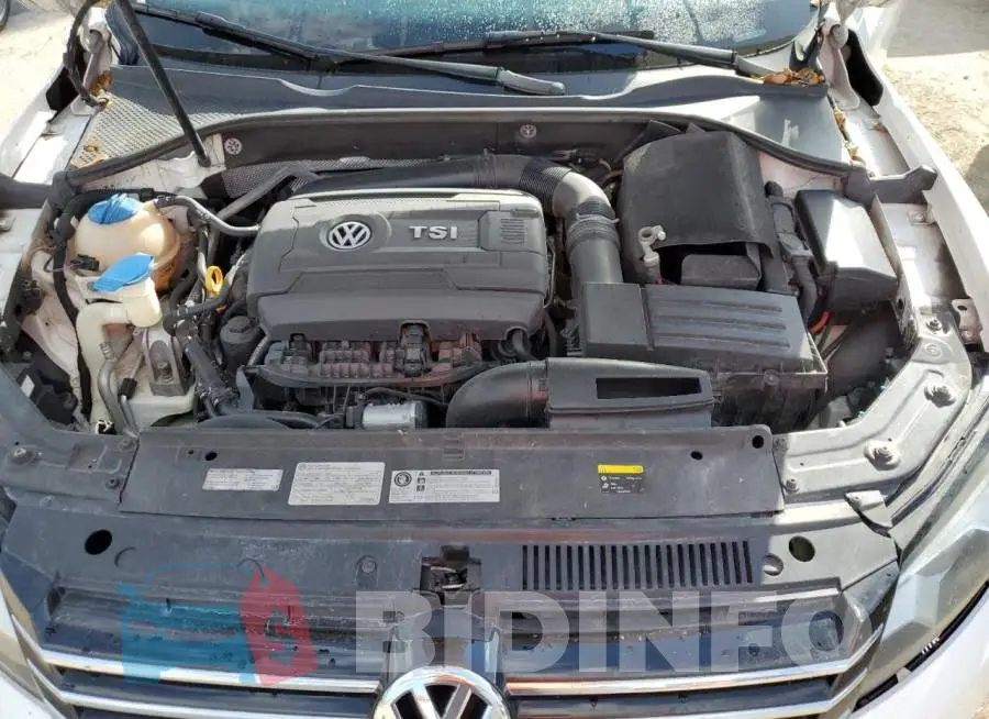 1VWBS7A36FC018169 Photo# 11