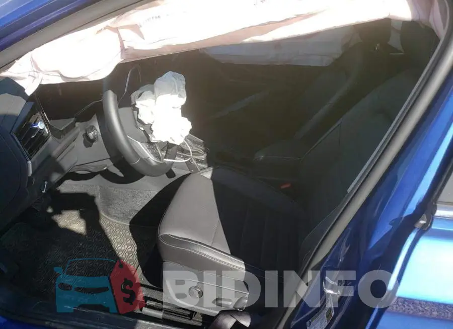 3VW7M7BU6NM020802 Photo# 7