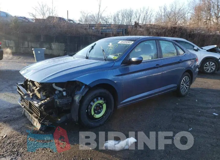 3VWCB7BU2KM157252 Photo# 1