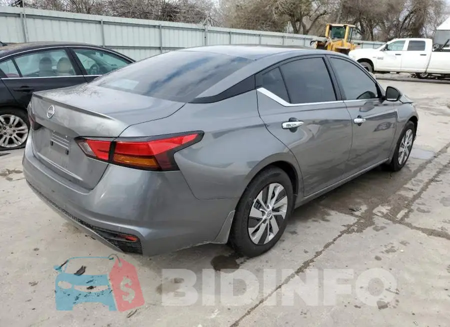 1N4BL4BV1PN332242 Photo# 3