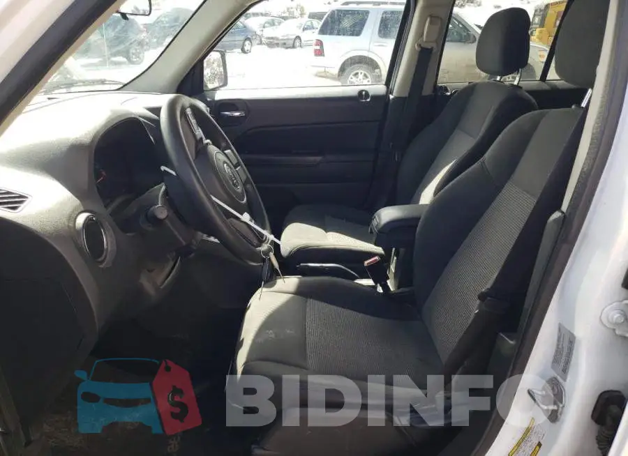 1C4NJPBB3FD413896 Photo# 7