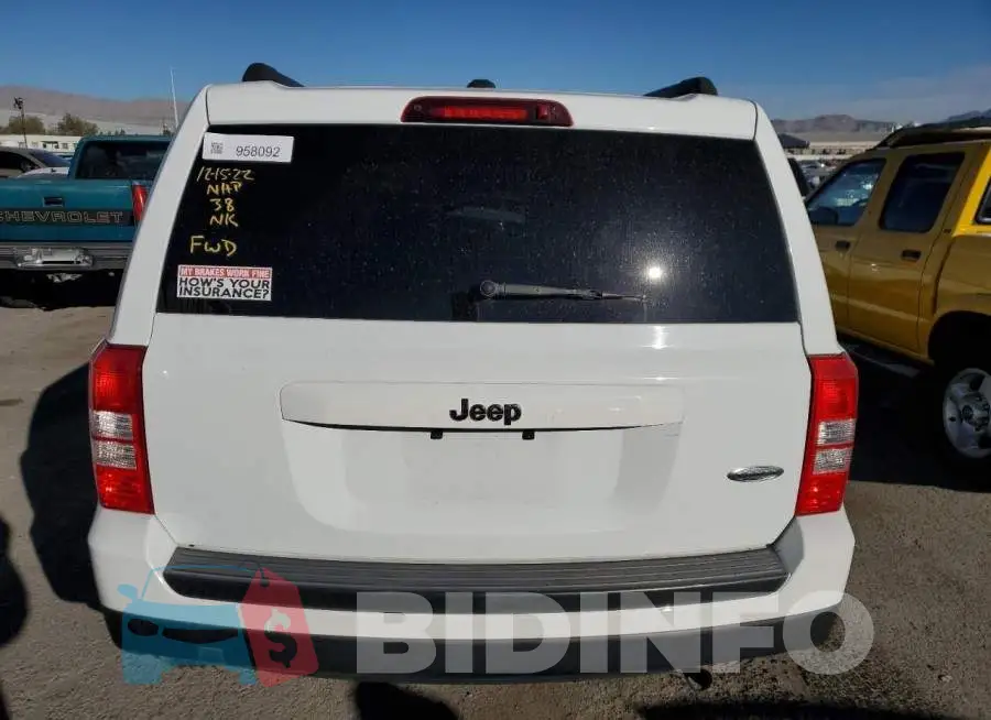 1C4NJPFB3HD184570 Photo# 6