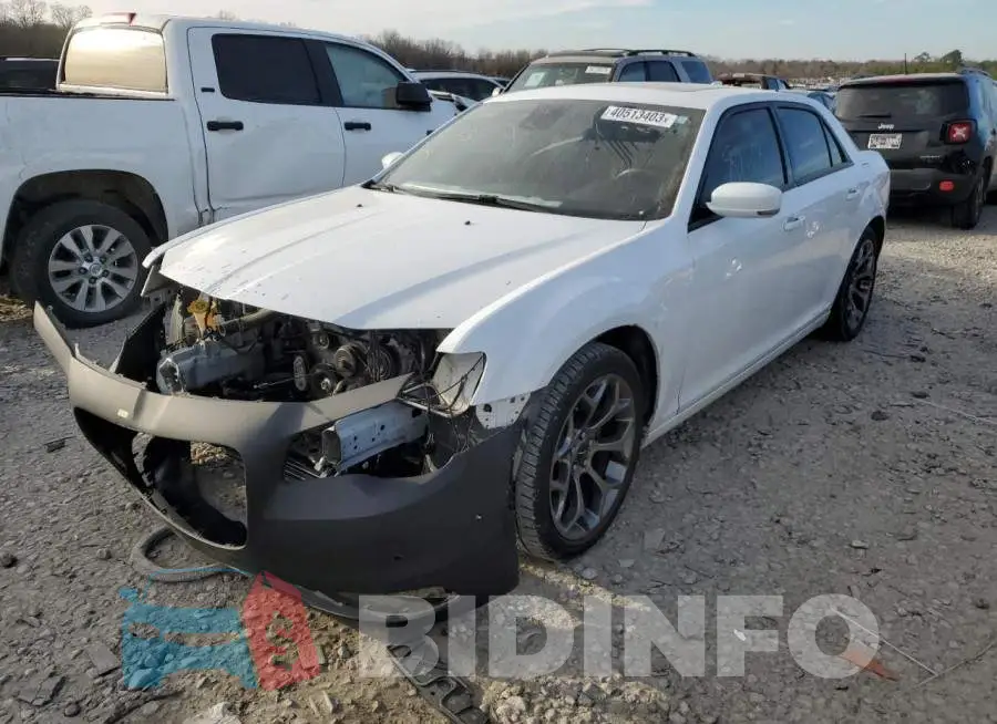 2C3CCABGXJH227590 Photo# 1