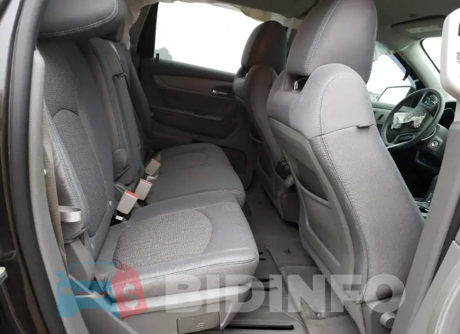 1GNKRFKD3HJ268443 Photo# 11