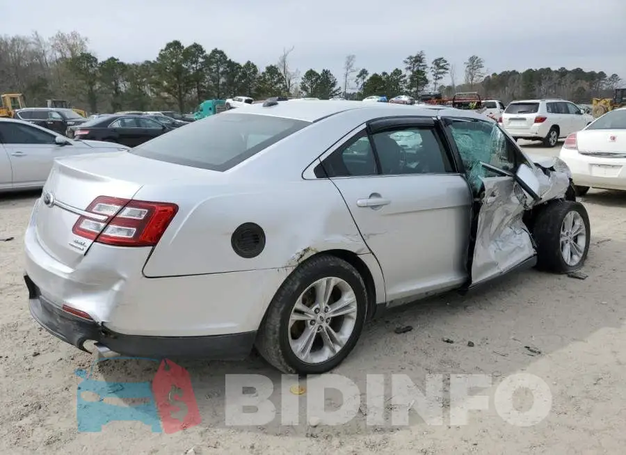 1FAHP2E83EG151024 Photo# 3