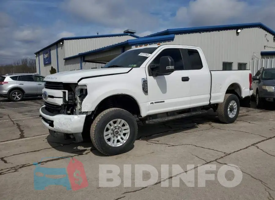 1FT7X3BT8KED84733 Photo# 1