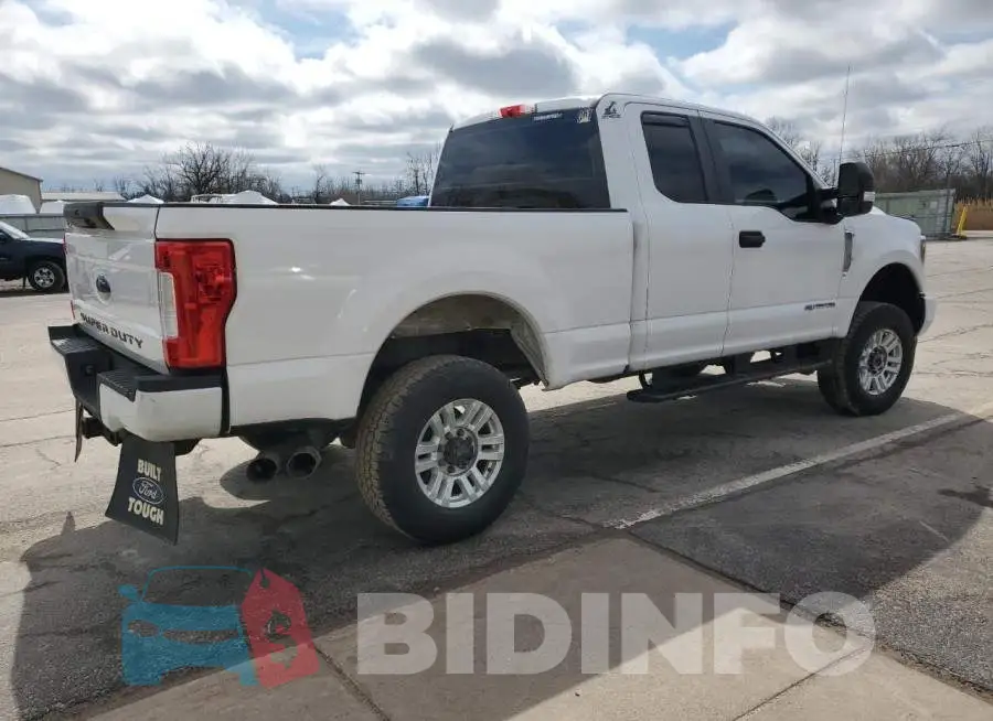 1FT7X3BT8KED84733 Photo# 3