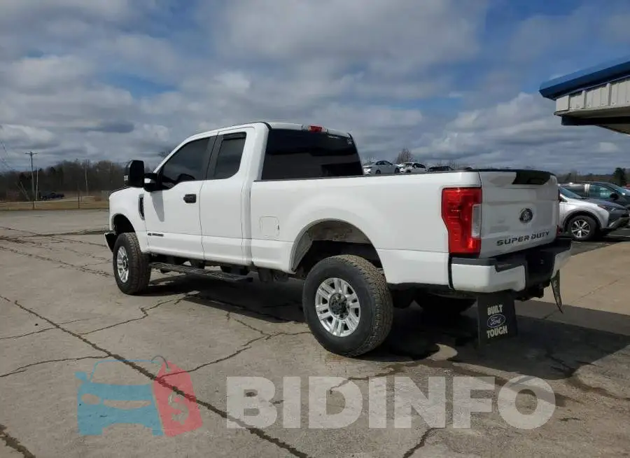 1FT7X3BT8KED84733 Photo# 2