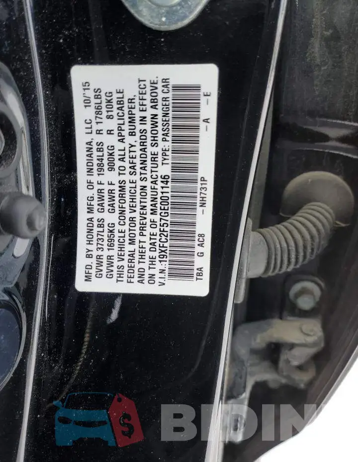 19XFC2F57GE001146 Photo# 12