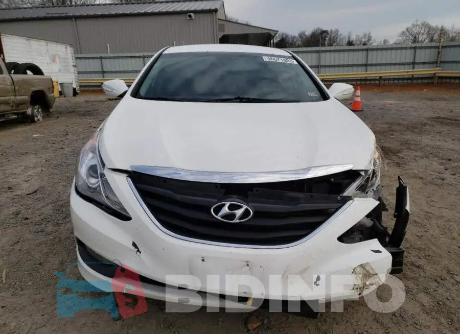 5NPEC4AC5EH820193 Photo# 5