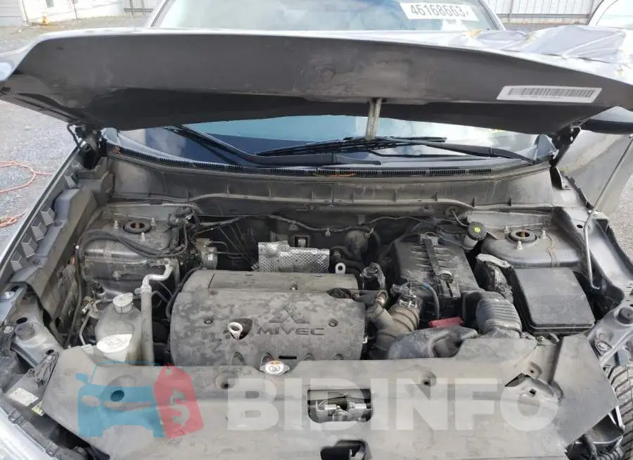 4A4AP3AUXFE005827 Photo# 12