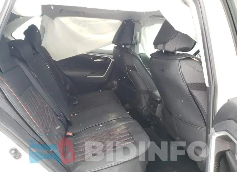 2T3R1RFV4MC220708 Photo# 11