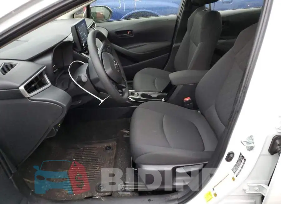 JTDEPMAE8N3030033 Photo# 7