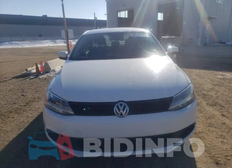 3VW2K7AJ7EM365277 Photo# 5