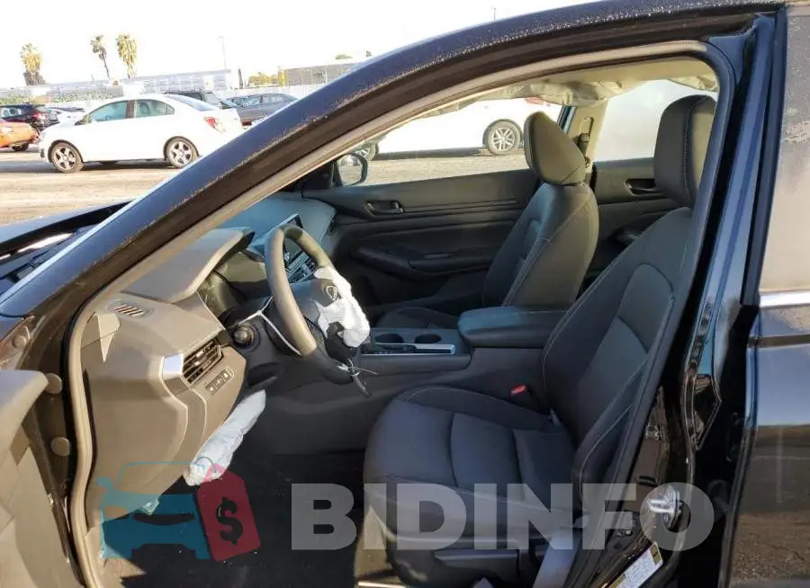 1N4BL4BV5PN300197 Photo# 7