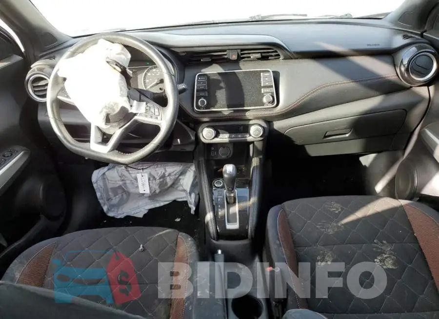 3N1CP5CU4JL512842 Photo# 8