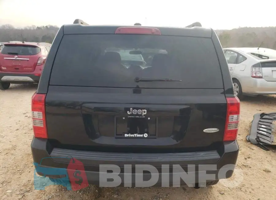 1C4NJPFB4ED753843 Photo# 6