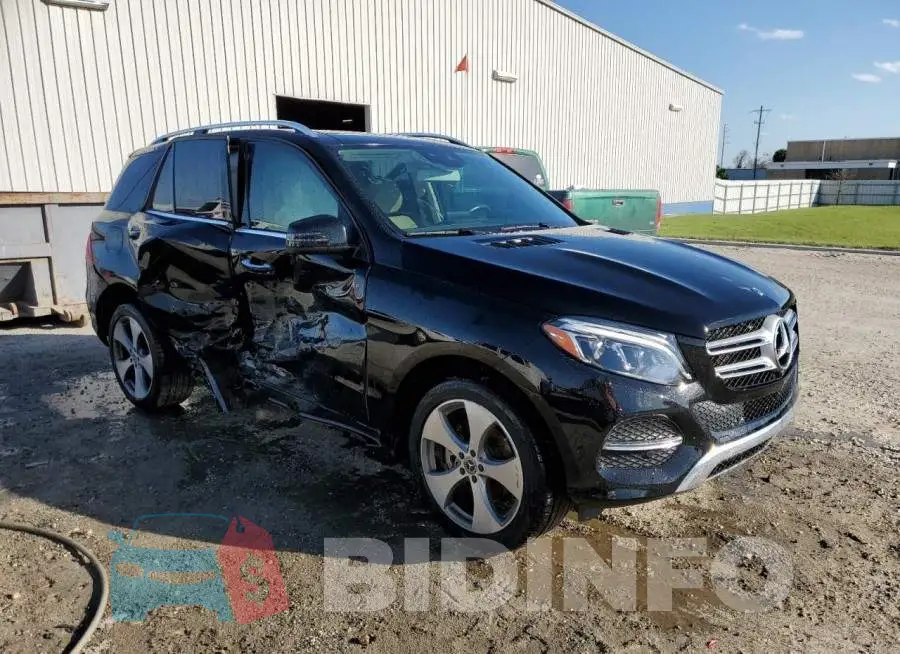 4JGDA5HB1JB100837 Photo# 4