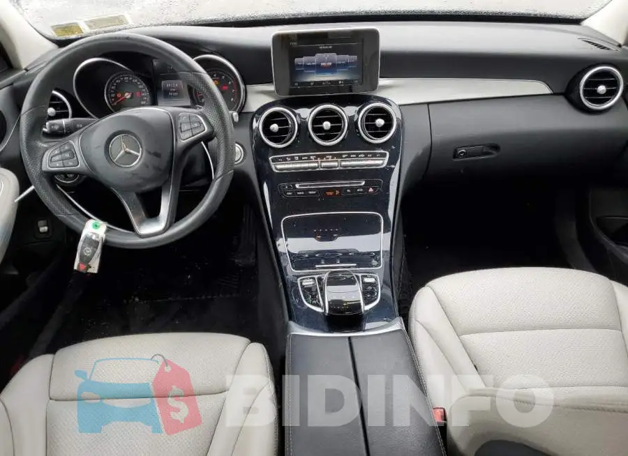55SWF4KBXGU111552 Photo# 8