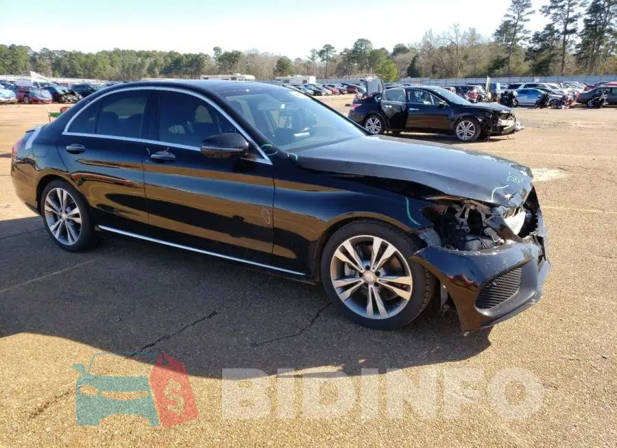WDDWF4JB2GR156679 Photo# 4