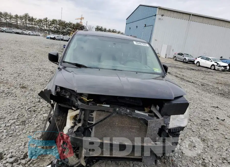 2C4RC1BG8ER398537 Photo# 5